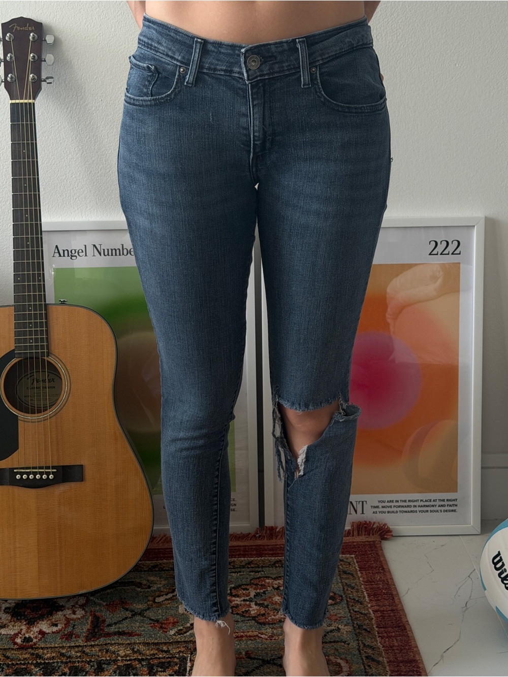 Levi’s Mid-Rise Distressed Women's Jeans